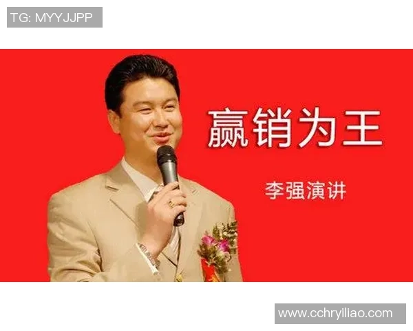 李强独家分享:深入解析足球技巧与战术心得,助你提升球场表现